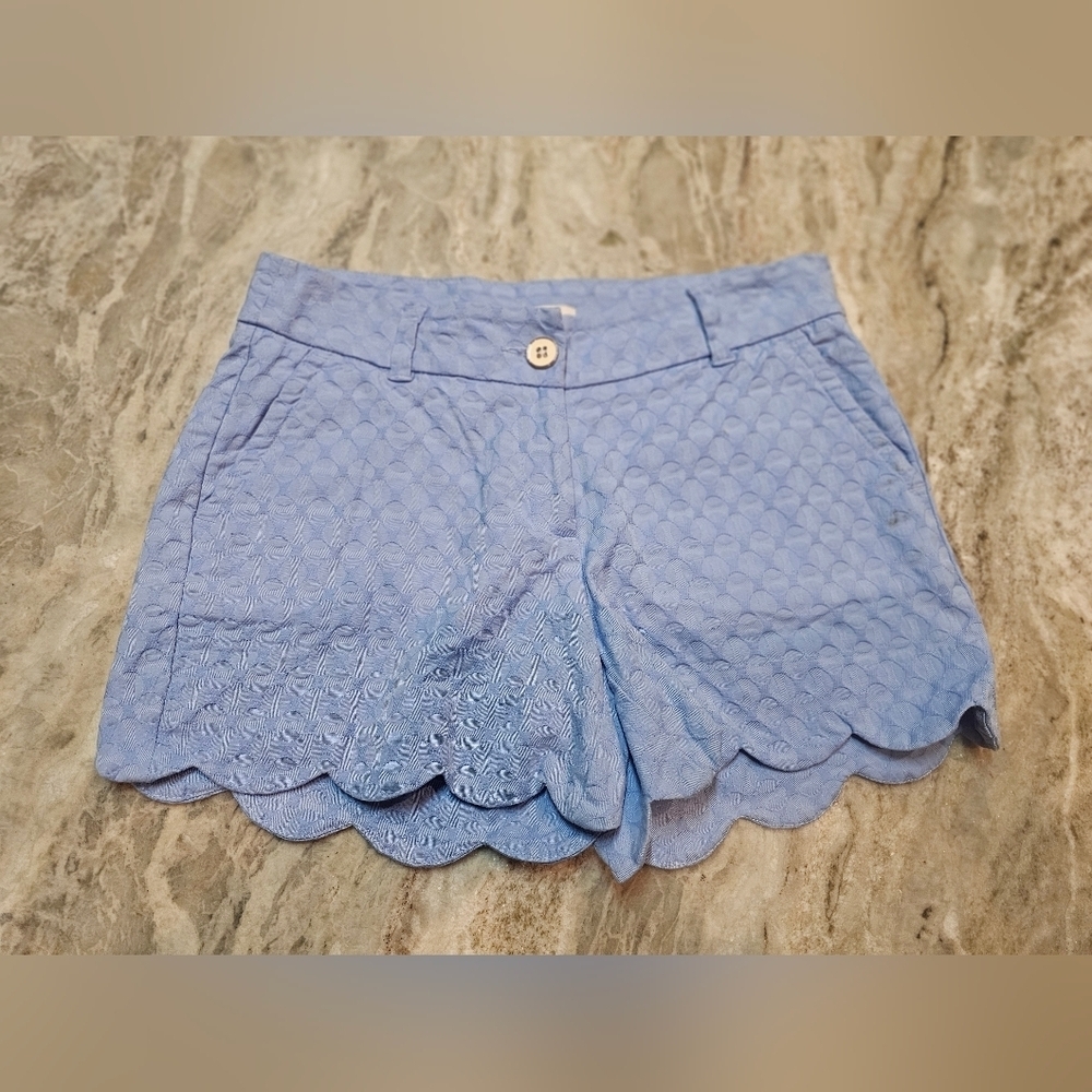 Crown & Ivy Petite Shelby Scallop Hem Shorts Light Blue Jacquard Size 2P